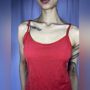 Red Camisole Spaghetti Strap Tank Top Womens Size M/L Minimalist Y2k Casual Chic